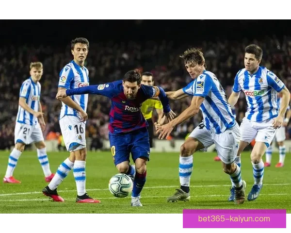 洛卡特利在中场职责中表现稳健，持续提升球队整体控制力与组织能力。